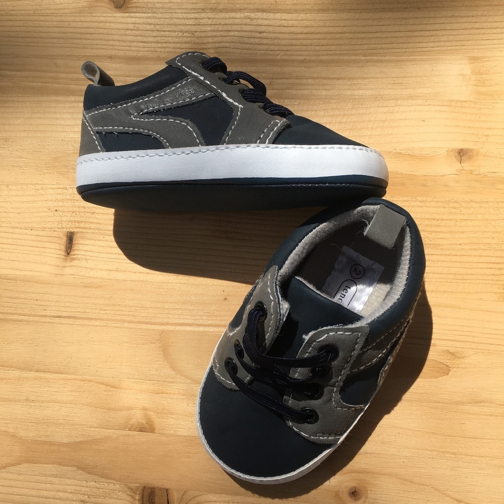 🐬 Tendertoes Blue Grey Baby Infant Shoes - Sz 2